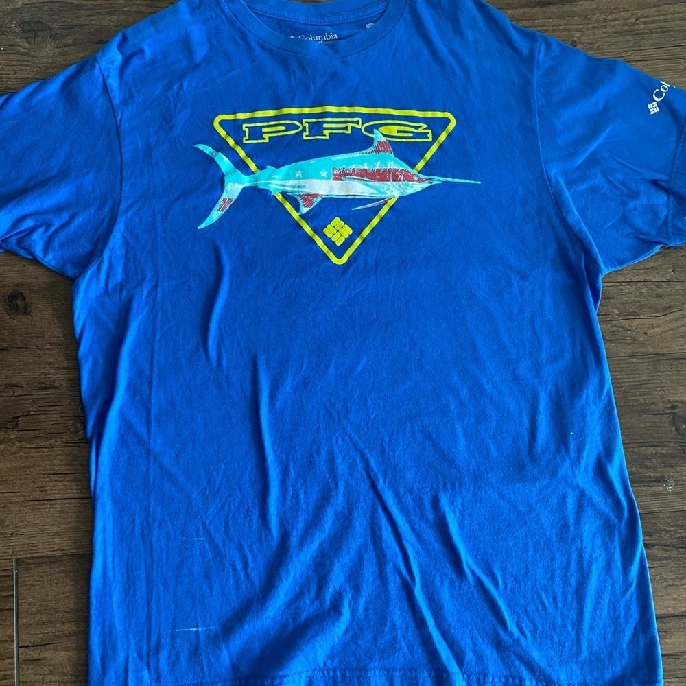 Columbia Men's Blue Graphic Swim Shirt L